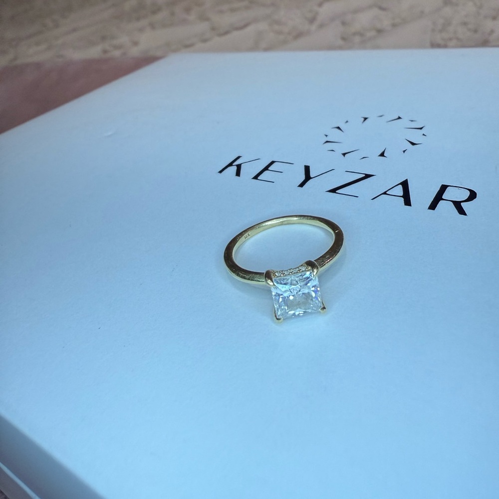 Certified Princess-Cut Moissanite Engagement Ring – 14K Yellow Gold